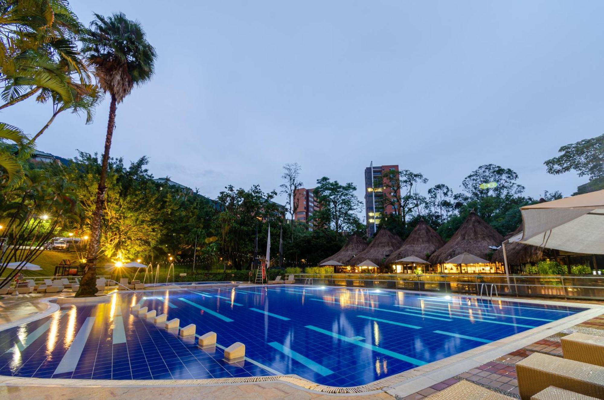 Hotel Intercontinental Medellín, an IHG Hotel Exterior foto